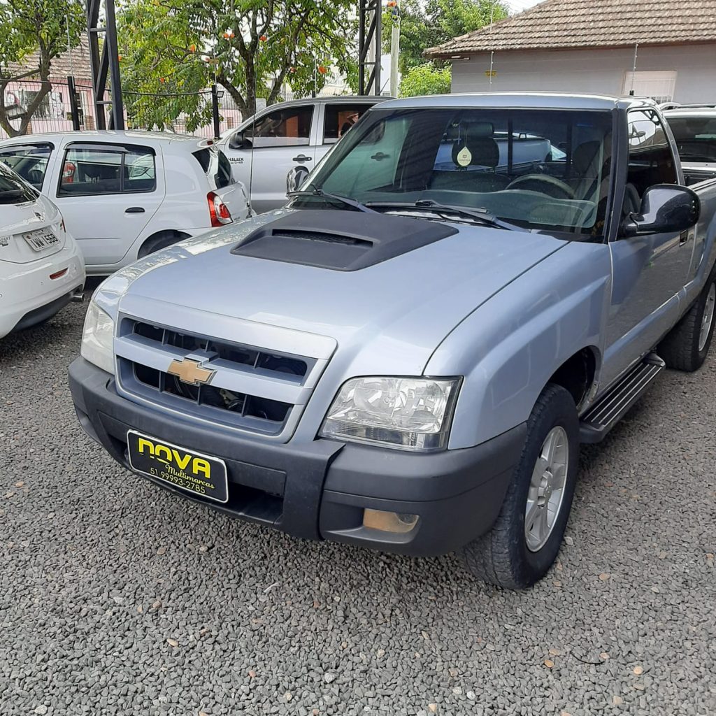 Chevrolet  S10 colina