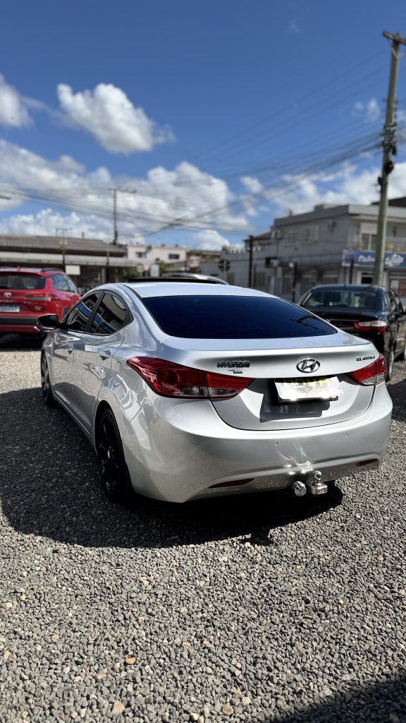 Hyundai Elantra GLS