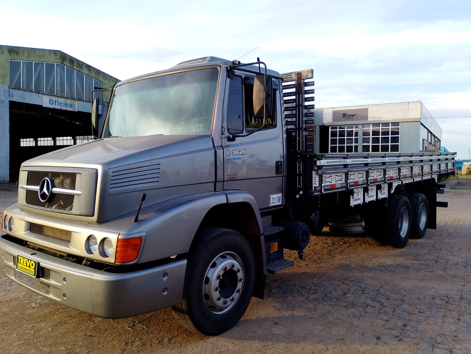 Mercedes-Benz L1620 Classic