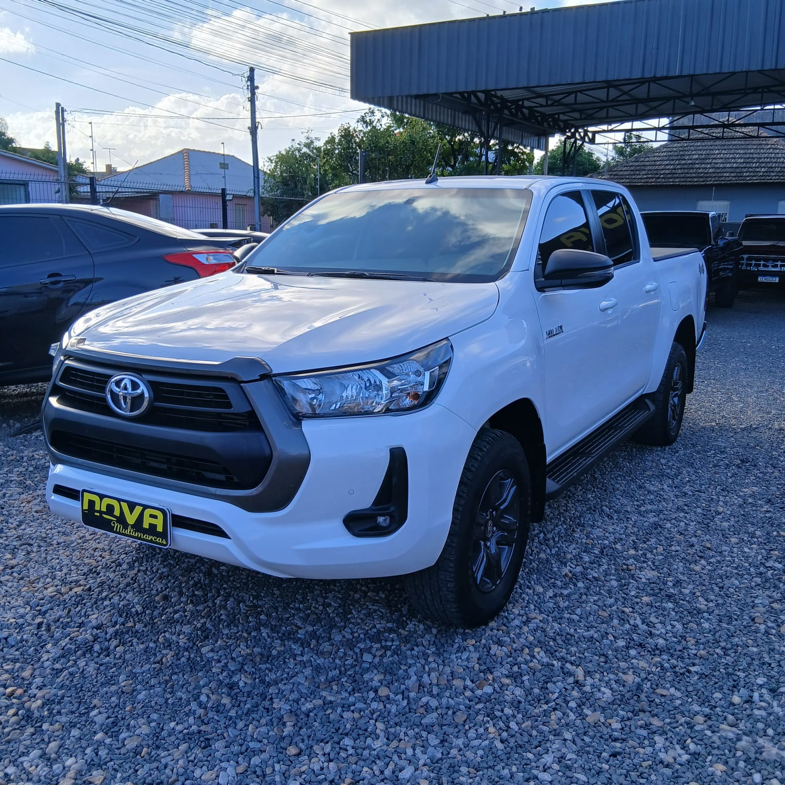 Toyota Hilux SR